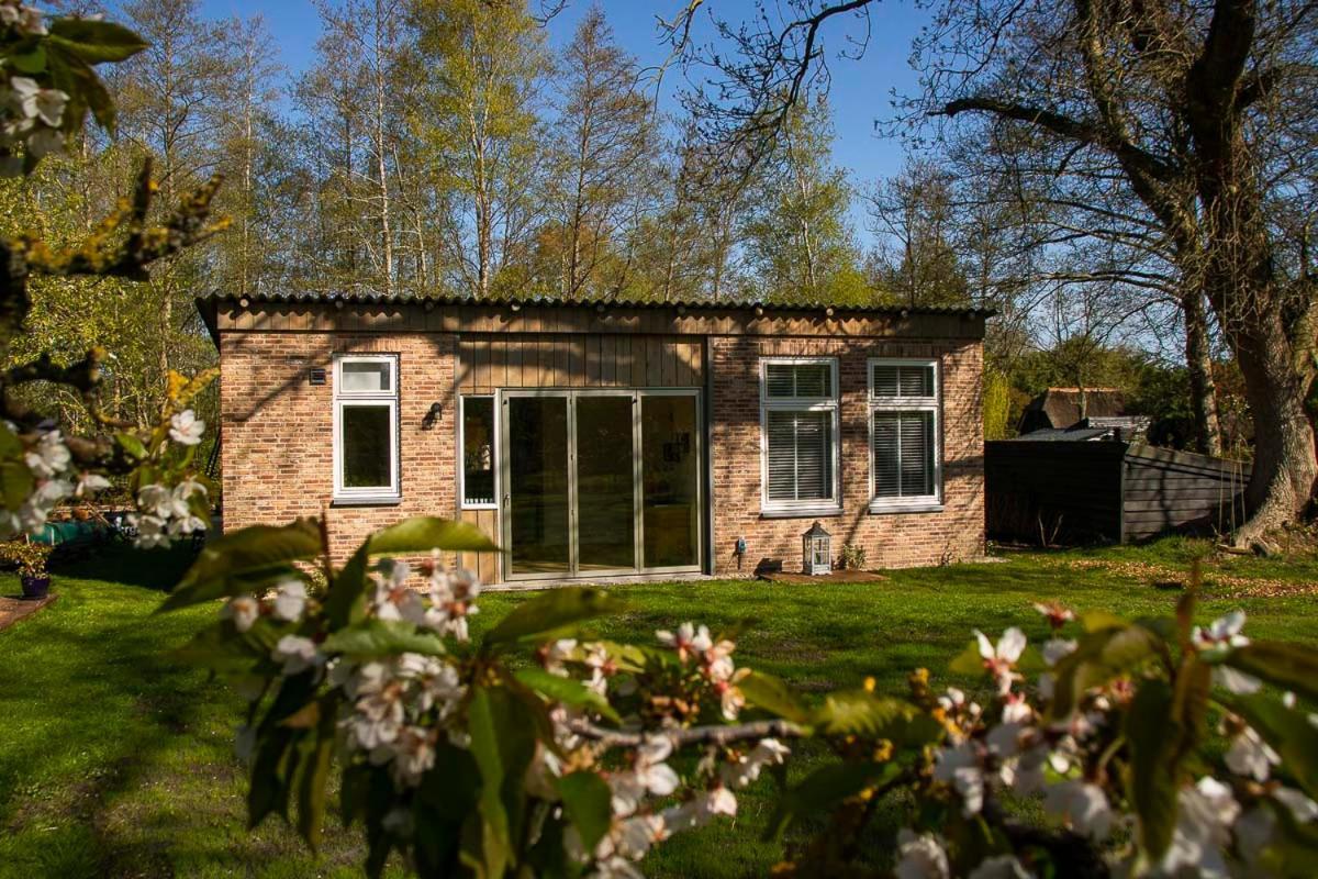 Farmhouse Lodge Giethoorn Exterior photo